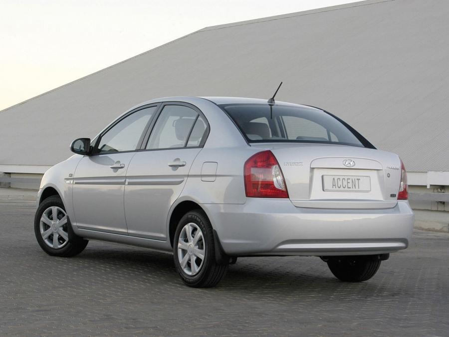  Hyundai Accent Sedan 2006 года  (ZA) (фото 2 из 18)